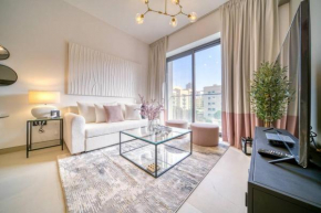 Stylish 1 Bedroom in Euro Residence With Pool